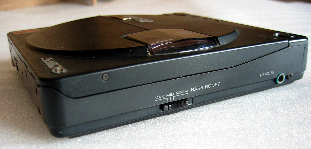 SONY Discman D-99 ディスクマン Sony Discman D-99 portable CD player (1990) - YouTube